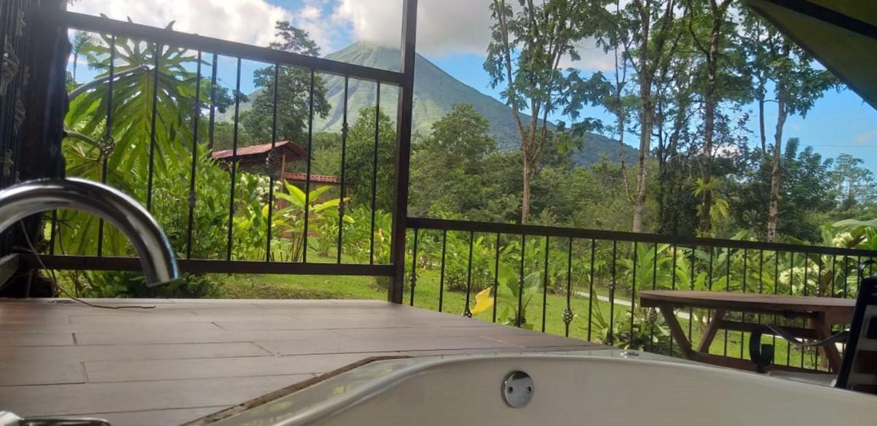 Tropical Suites & Villas La Fortuna Екстер'єр фото