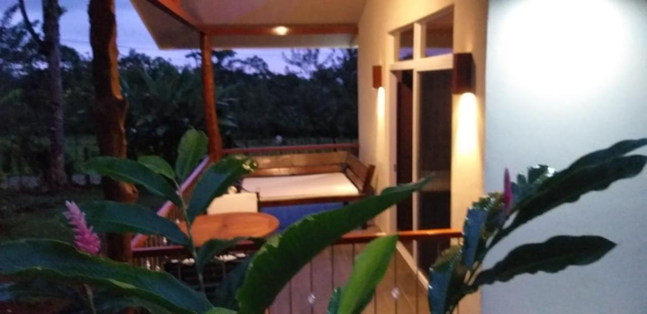 Tropical Suites & Villas La Fortuna Екстер'єр фото