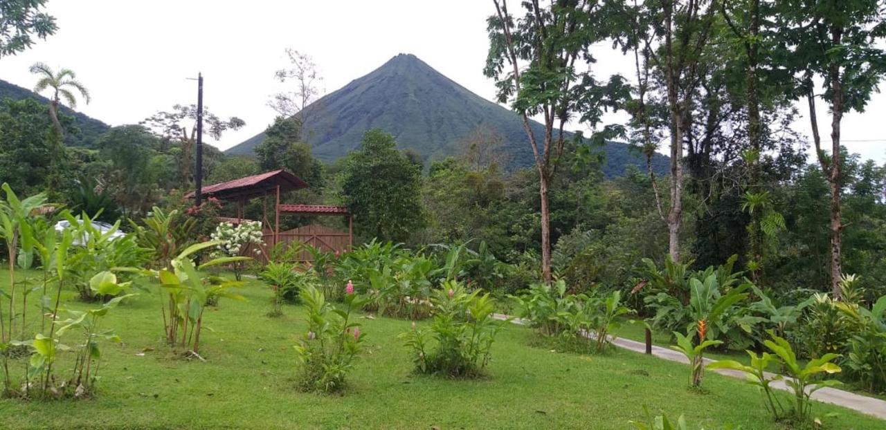 Tropical Suites & Villas La Fortuna Екстер'єр фото