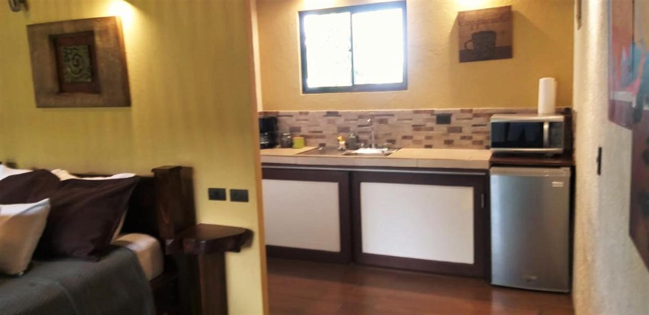Tropical Suites & Villas La Fortuna Екстер'єр фото