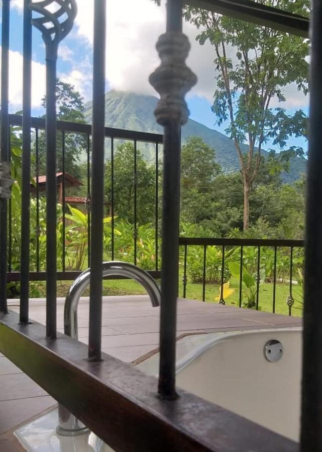 Tropical Suites & Villas La Fortuna Екстер'єр фото